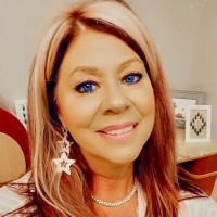 Wells Fargo Advisors Employee Bobbie Nicholas's profile photo