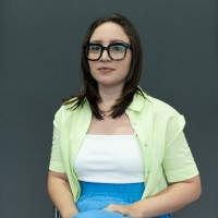 Mariana Faustino Email