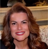 Starcom Employee Joanna Travlos's profile photo