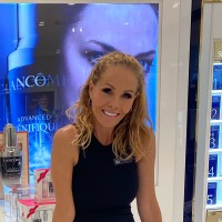 M.A.C. Cosmetics Employee Lindsey Jayne's profile photo