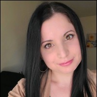 Strive Pharmaceuticals Employee Susi Santos's profile photo