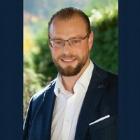 Alexander Hahn Email