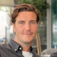 Fredrik Claesson Email