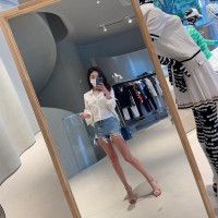 Kelly Chen