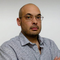 Adrián Rivelli Email