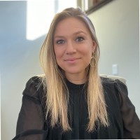 Diplomat Closet Design Employee Laura Bryan's profile photo