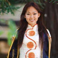 United Talent Agency Employee Julia Fu's profile photo