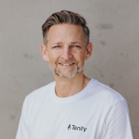 Email e telefono di Andreas Iten