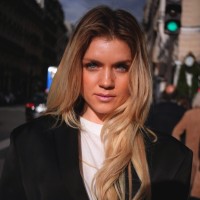 Suzanne van Schaik Email & Phone Number
