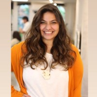 Renata Lopes Email