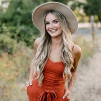 MUD\WTR Employee Danielle Murphy's profile photo