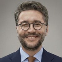 Ali Canlıdinç Email & Phone Number