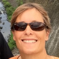 Evanson Asset Management Employee Laura Kelly's profile photo