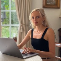Emilia Lungu Email