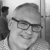 DiscountMugs Employee David Debra's profile photo