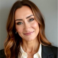 Lindsay K. Email