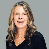 FosterMore Employee Jennifer Perry's profile photo