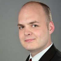 Lars Hoeke Email