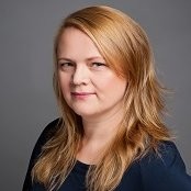 Anna Wieczerzynska Email
