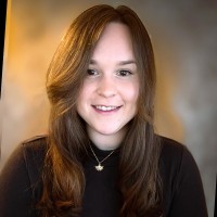 Kelly Glennon Email & Phone Number