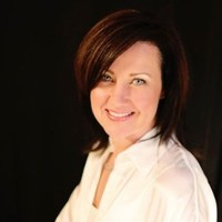 Jones Group Realtors Employee Jeannine Barry's profile photo