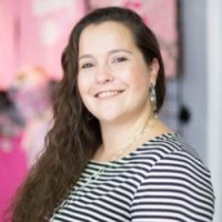 Safari Sun Employee Tara Montano's profile photo