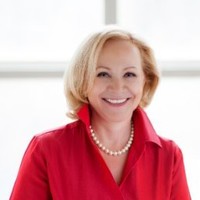 FRONTLINE Selling Employee Christine Lemyze's profile photo