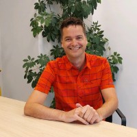 Youri van Puymbrouck Email