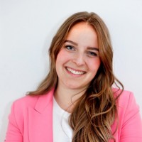 Simone Ebner Email