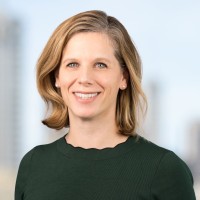 Munger, Tolles & Olson LLP Employee Faye Teller's profile photo