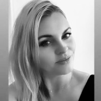 BLC Cosmetics Employee Vikki Harvey's profile photo