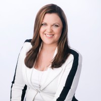 Sutton Premier Realty Employee Liz Penner's profile photo