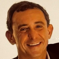 Gustavo Serrão Email