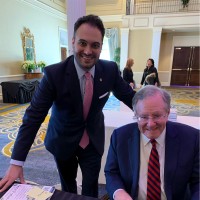 Peapack Private Investment Banking Employee Hamilton Silva's profile photo