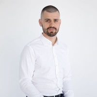 Norbert Gyűrösi Email