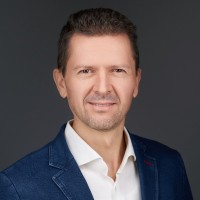 Szilard Voros Email