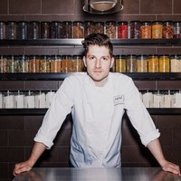 Esmé Employee Jenner Tomaska's profile photo
