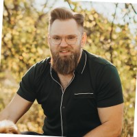 Energy BBDO Employee Mike Razim's profile photo