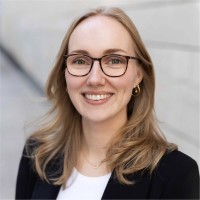 Anna Strässer Email