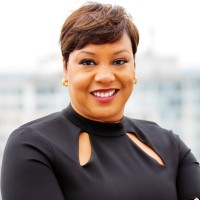 Invariant Employee Maia Estes's profile photo