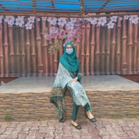 Amna Aslam Email