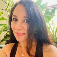 Iris Torres Email & Phone Number