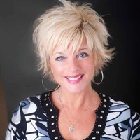 Business People Magazine Employee Lynn Keefer's profile photo