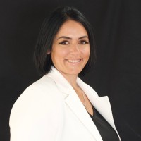 Arlene Kombiyikyan Email