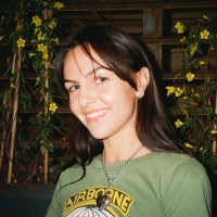 Isabella Davis Email & Phone Number