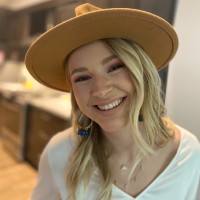 Hannah Hoff Email & Phone Number