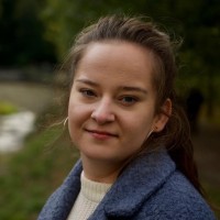 Juliane Höger Email