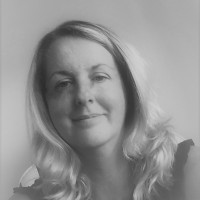 Sarah Warne Email