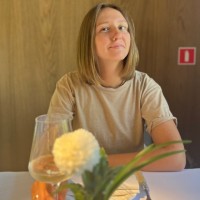 Alexandra Voitolovskaya Email
