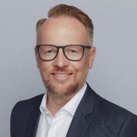 Gerald Neubauer Email
